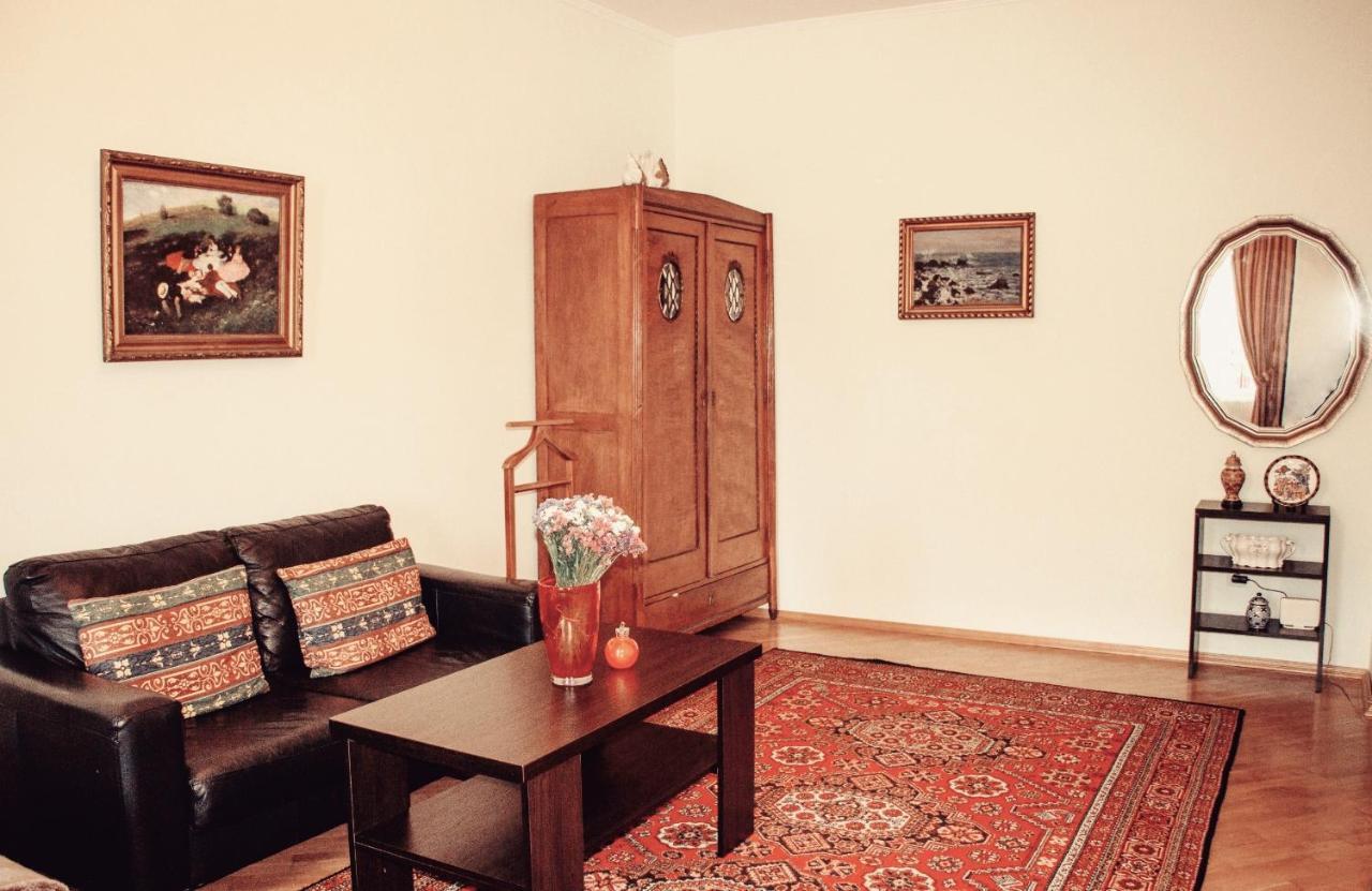 The Heart Of Lviv Apartment Екстериор снимка