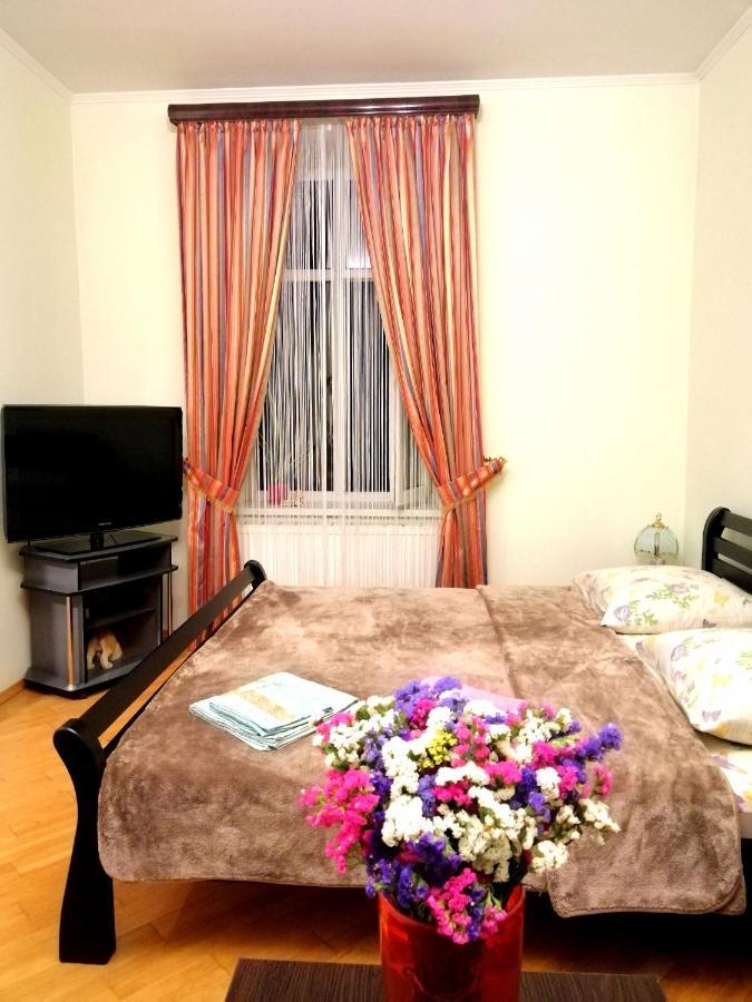 The Heart Of Lviv Apartment Екстериор снимка