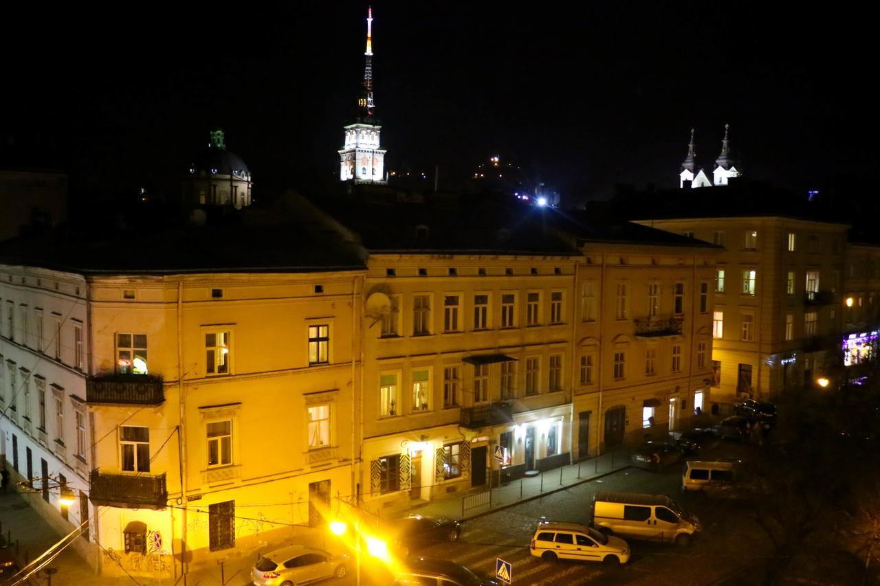 The Heart Of Lviv Apartment Екстериор снимка